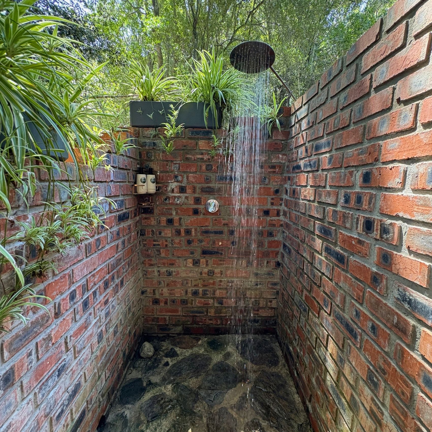 Loch Loerie Outdoor Shower