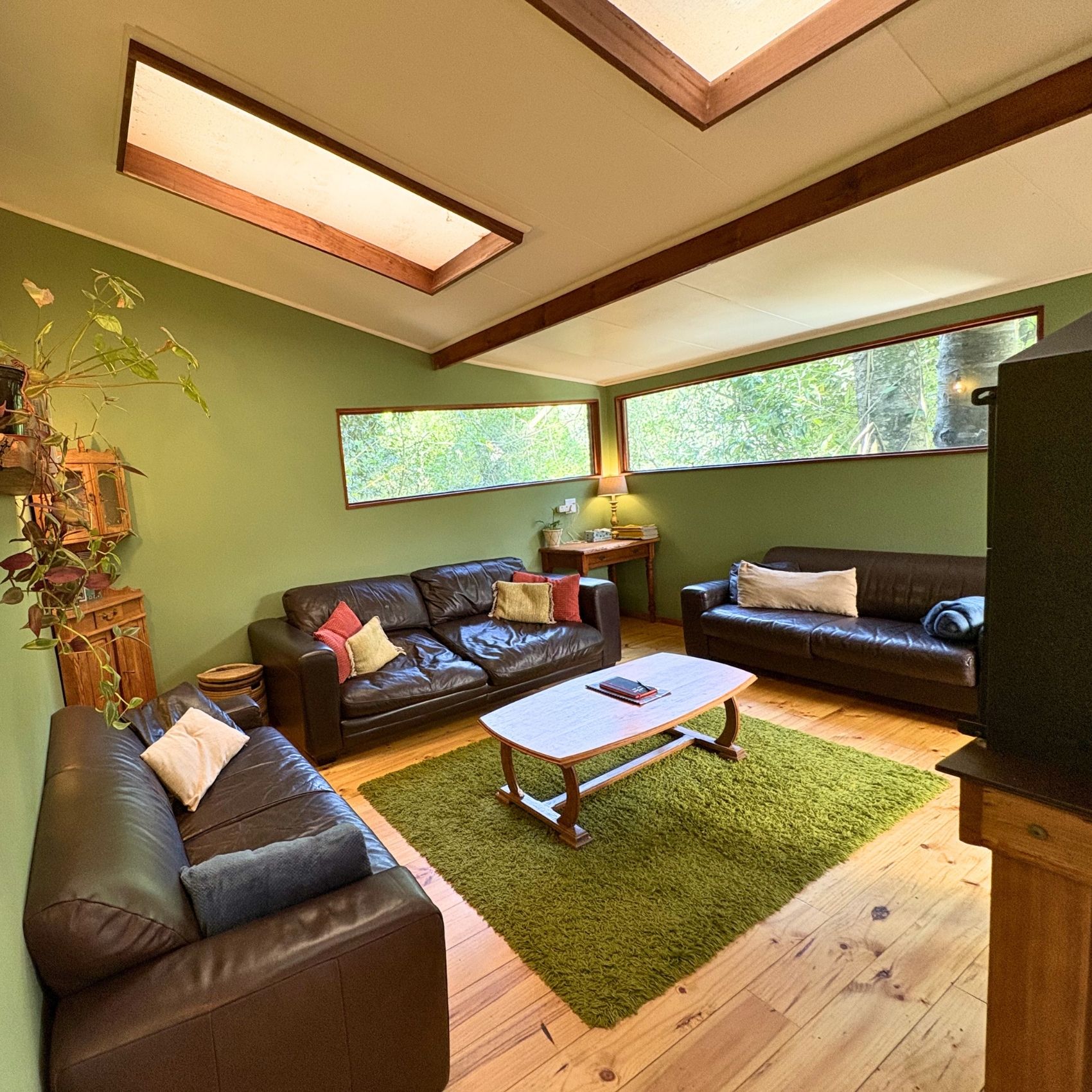 Loch Loerie Wlderness Cottage Holiday